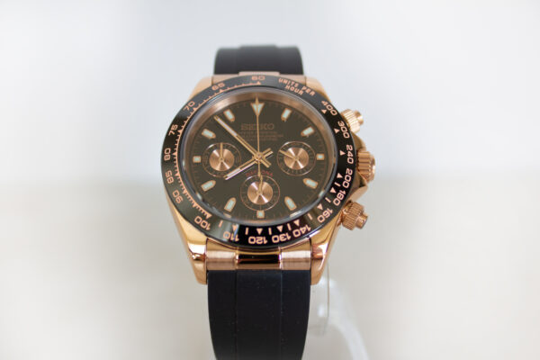 Seiko Rose Gold Daytona Watch with Rubber Strap - Image 5