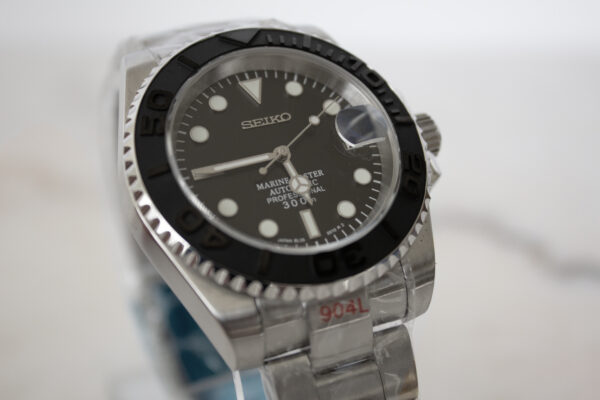 Seiko Yachtmaster With Black Ceramic Bezel - Image 4